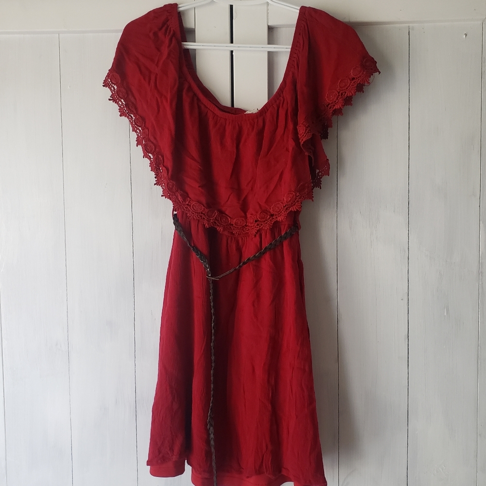 Cute red dress.